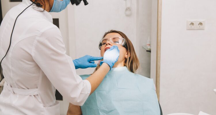 Dental Hygienist​